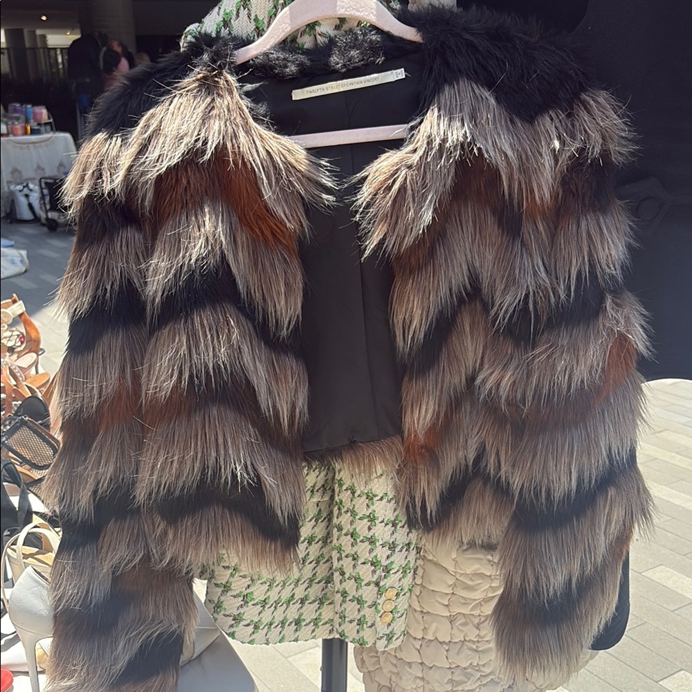 Luxurious Faux Fur Jacket - Black and Brown
